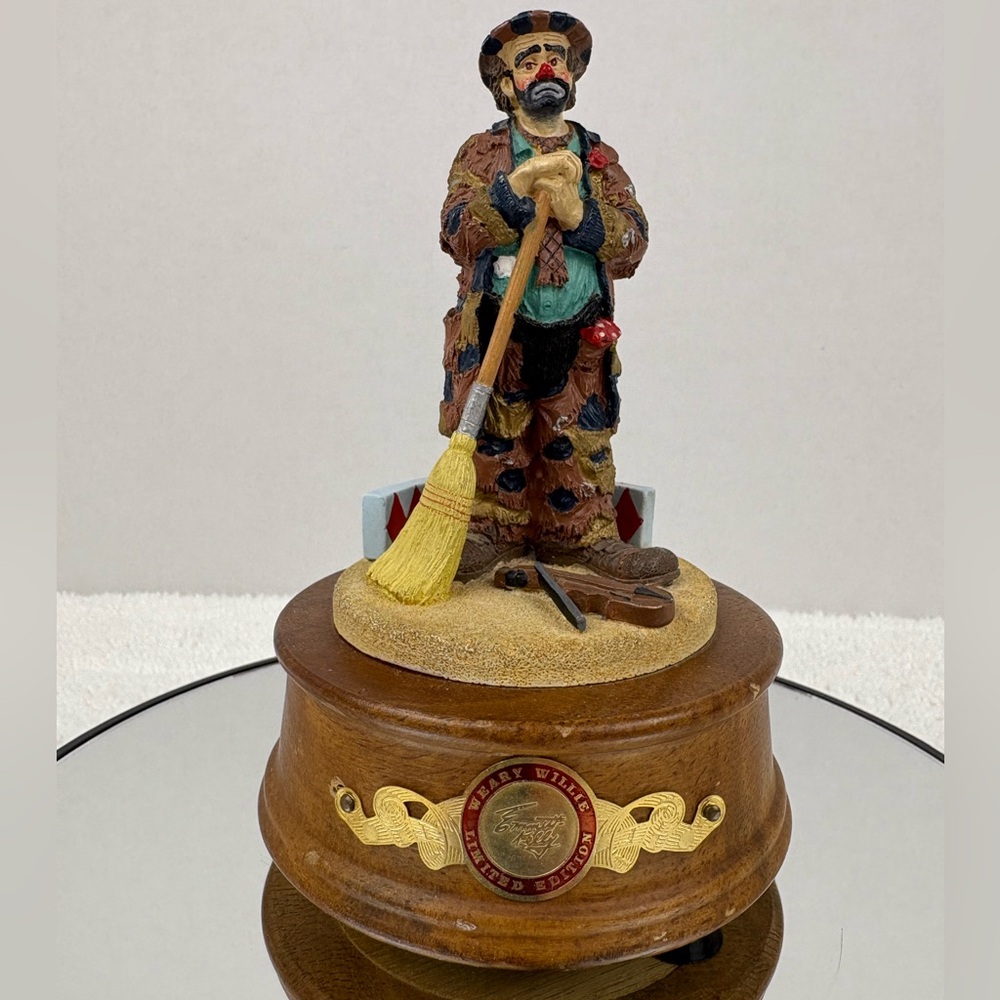 Vintage Emmett Kelly “ Weary Willie” Clown Hobo Music Box- Music Box Does Work